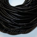 ov0061-5-2 m apie 5 mm, juoda spalva, odinė virvutė, 2 m.